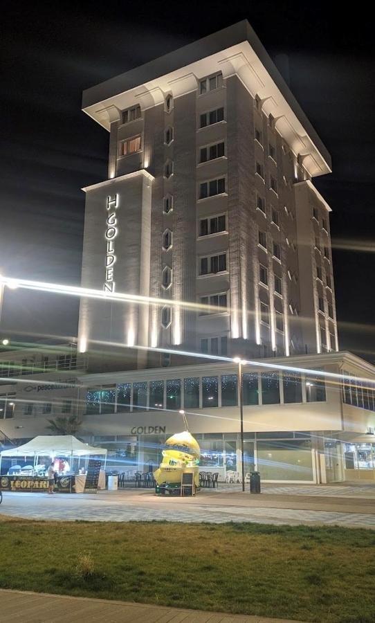 Hotel Golden Rimini Esterno foto