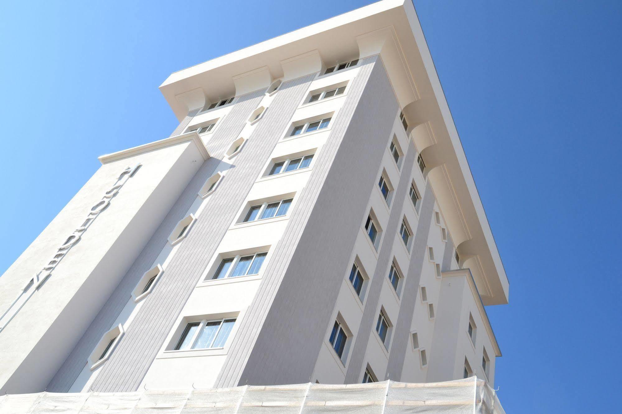 Hotel Golden Rimini Esterno foto